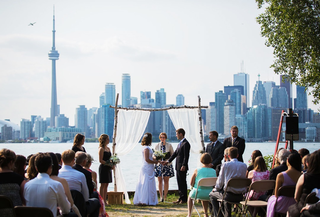ظرفیت جدید مراسم های عروسی و عزا در تورنتو