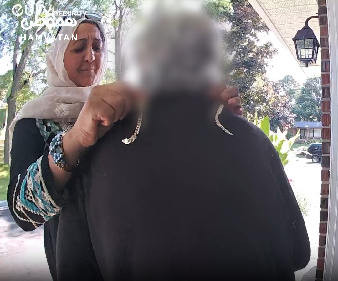 گردنبند طلای زن سالمند در همیلتون ظرف چند ثانیه در روز روشن دزدیده شد