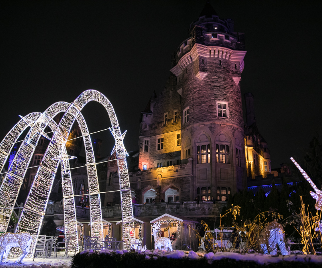 رویداد کریسمسی Holiday of Lights در قلعه تاریخی کاسا لوما