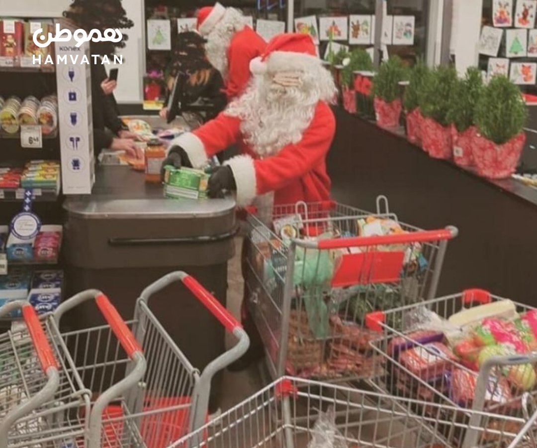 دزدی سنتا و الف‌ها در مونترال به سبک رابین‌هود برای کمک به فقرا